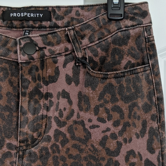 Prosperity Leopard Print Skinny Jeans Five Pocket Non Stretch Brown Black 29 NWT - Picture 4 of 16